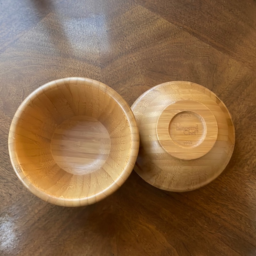 Pampered Chef mini Wooden Bowls